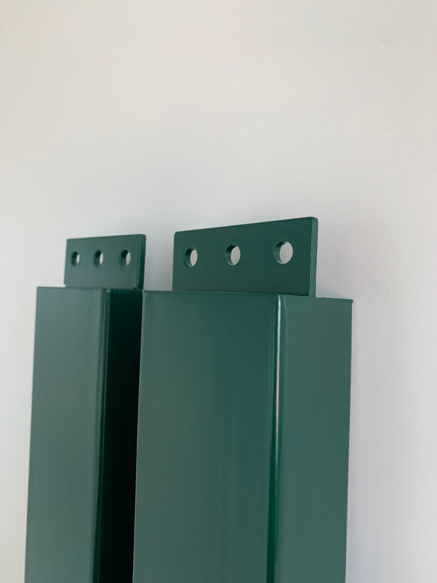 Mootori kinnituslatt Strong väravale